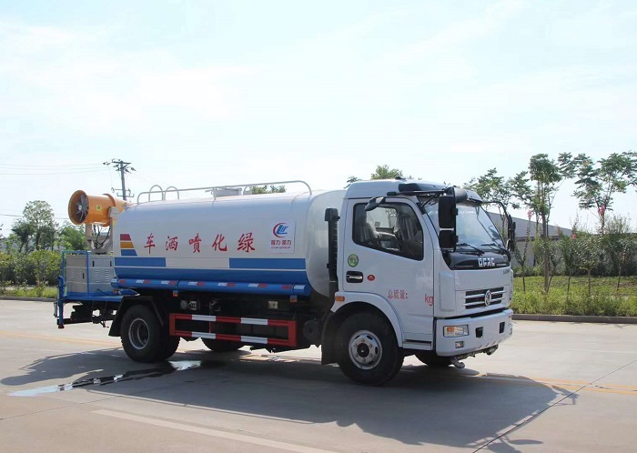 東風大多利6方抑塵噴霧綠化噴灑車 東風大多利6方抑塵噴霧綠化噴灑車圖片