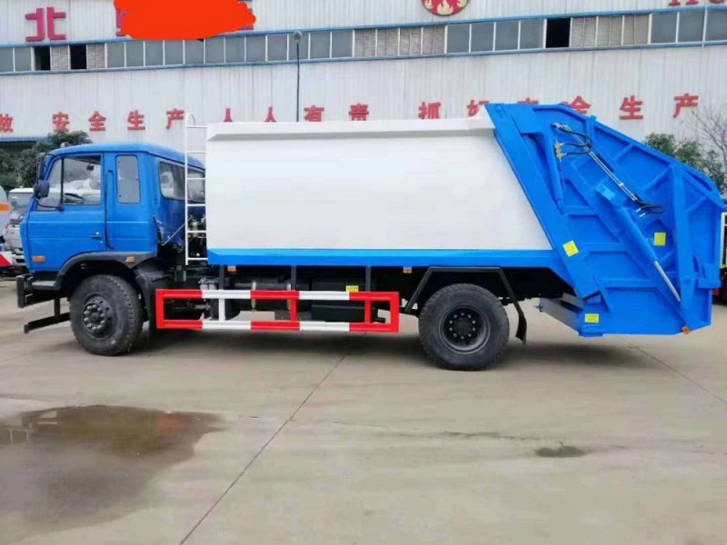 東風153G壓縮垃圾車(10-14方)