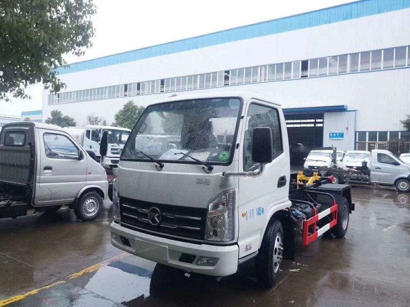 凱馬4方勾臂垃圾車
