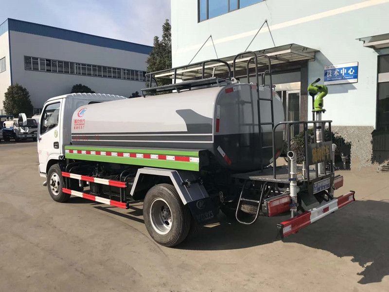 東風小多利卡灑水車(國五5方) 東風小多利卡灑水車(國五5方)圖片