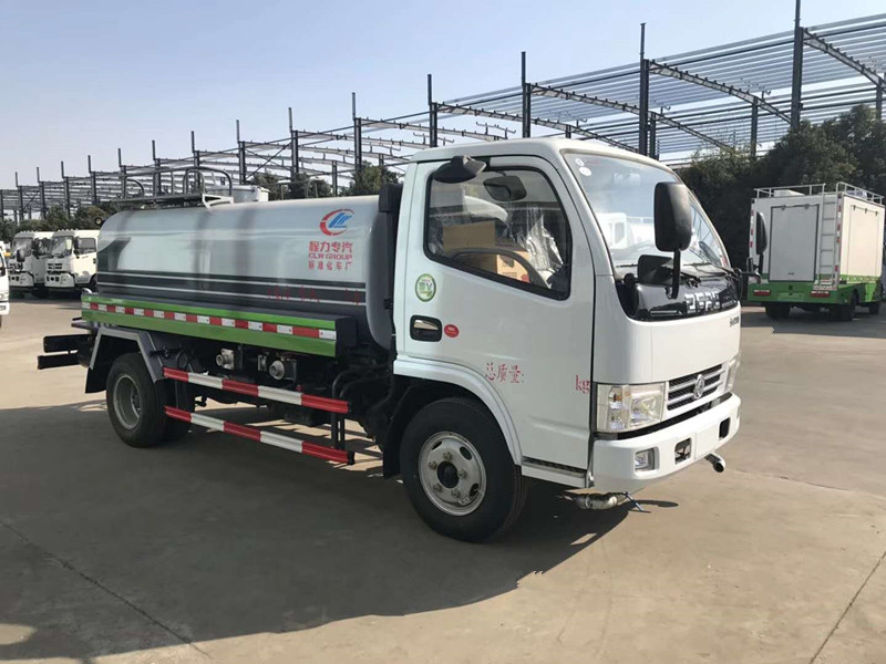 東風小多利卡灑水車(國五5方) 東風小多利卡灑水車(國五5方)圖片