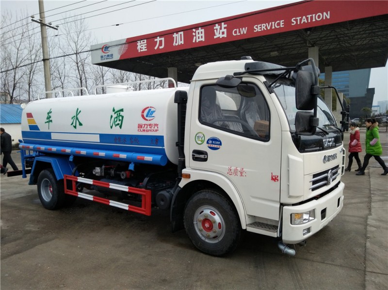 東風多利卡(8方)灑水車 東風多利卡(8方)灑水車圖片
