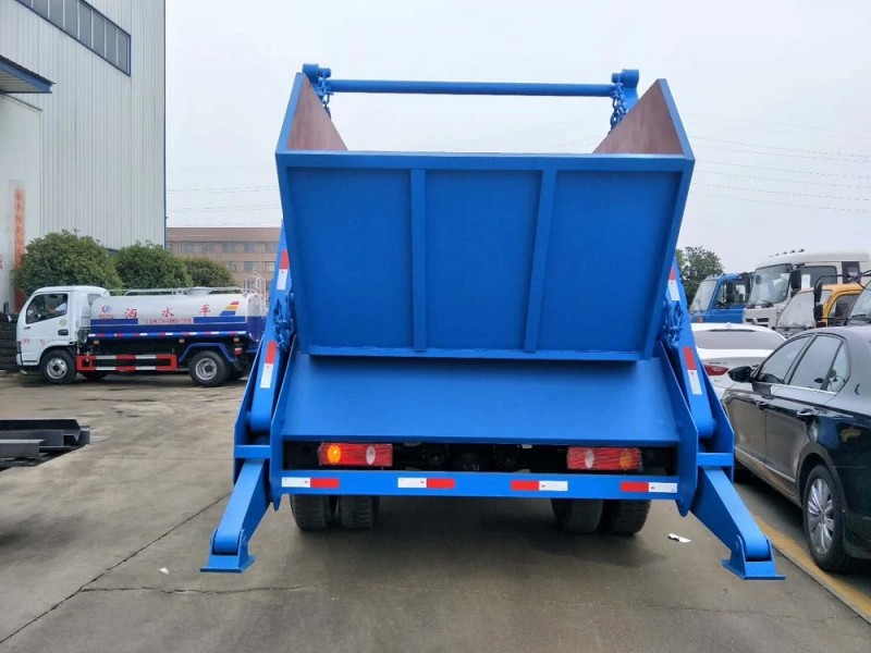 東風(fēng)145(8-110方)擺臂垃圾車