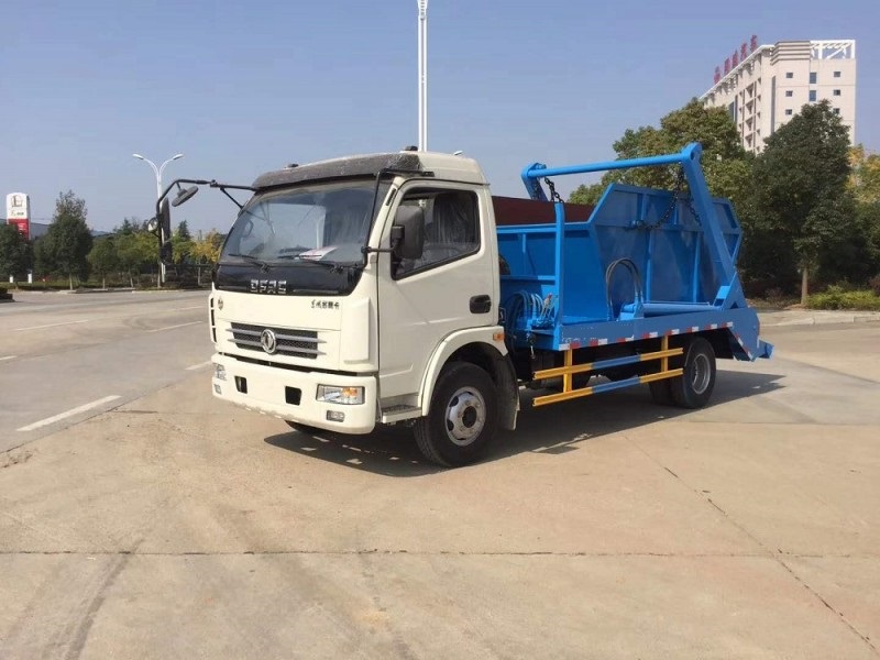 東風大多利卡8方擺臂垃圾車