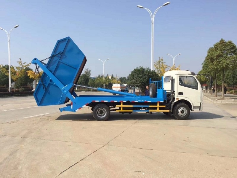 東風大多利卡8方擺臂垃圾車