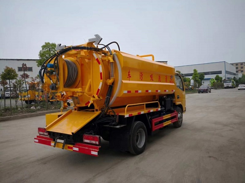 CLW5040GQW5清洗吸污車