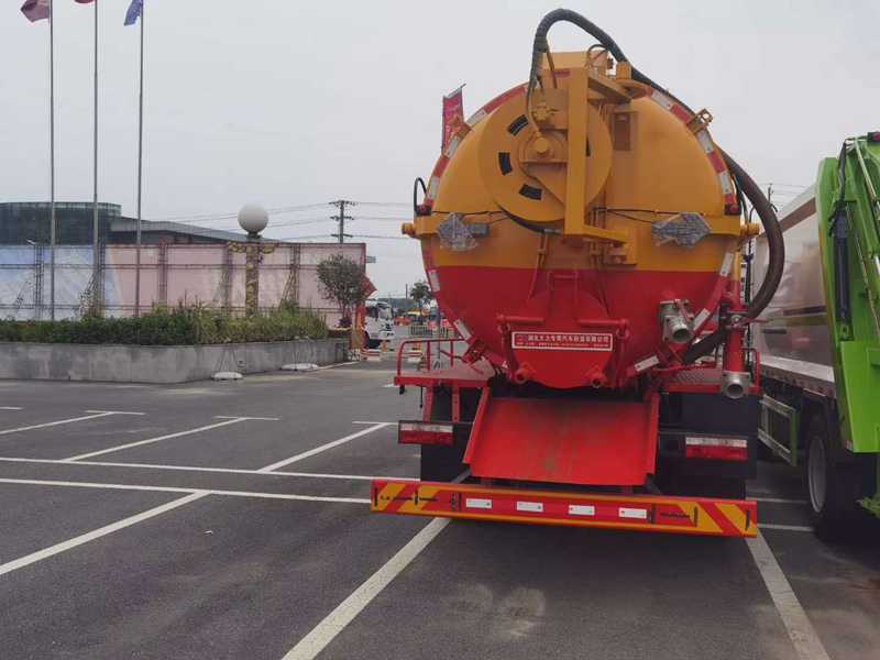 江淮清洗吸污車(chē) 江淮清洗吸污車(chē)圖片