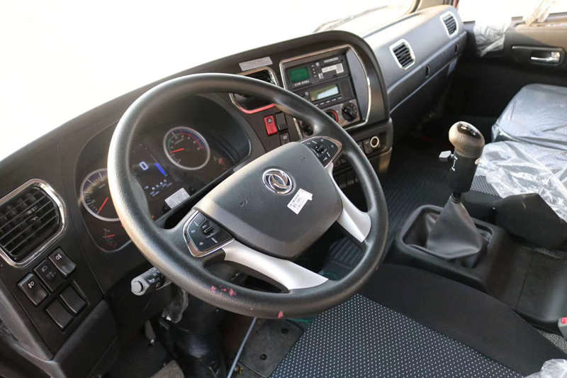 隨車吊軒德翼6單橋隨車吊 隨車吊軒德翼6單橋隨車吊圖片