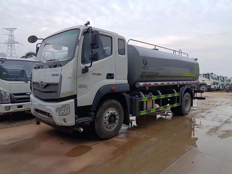 福田領(lǐng)航ES7灑水車(15方)