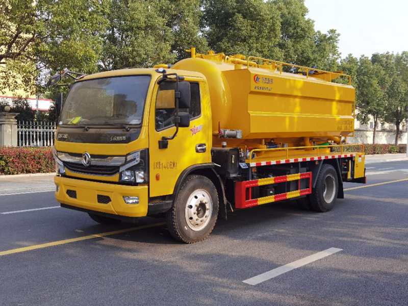 東風(fēng)凱普特清洗吸污車